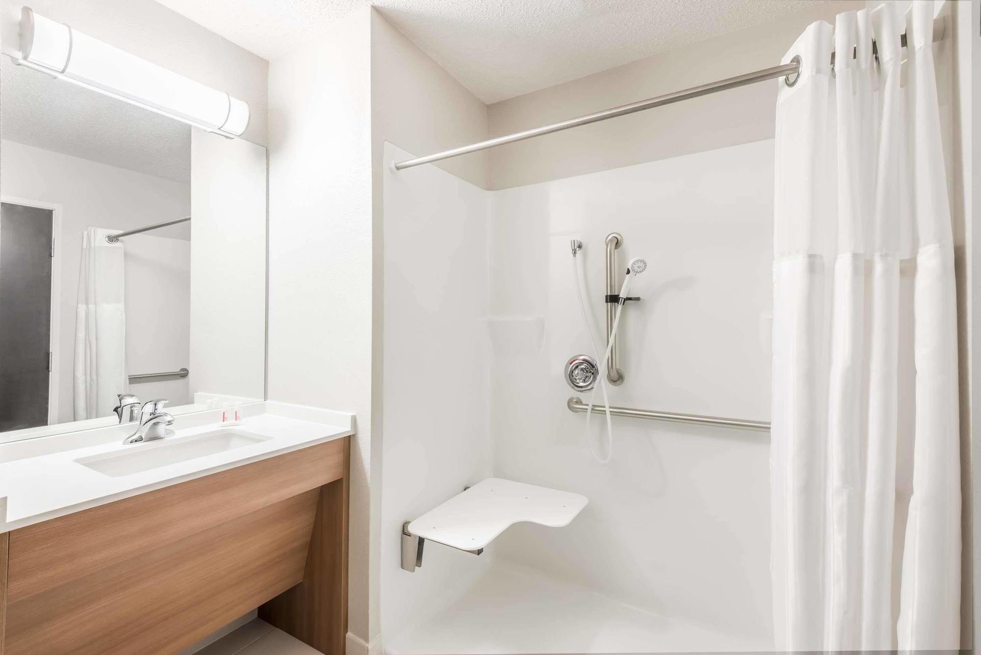 Microtel Inn & Suites By Wyndham Beaver Falls Luaran gambar